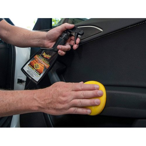 Solutie Curatare Piele si Vinil Meguiars Gold Class Leather and Vinyl Cleaner, 473ml